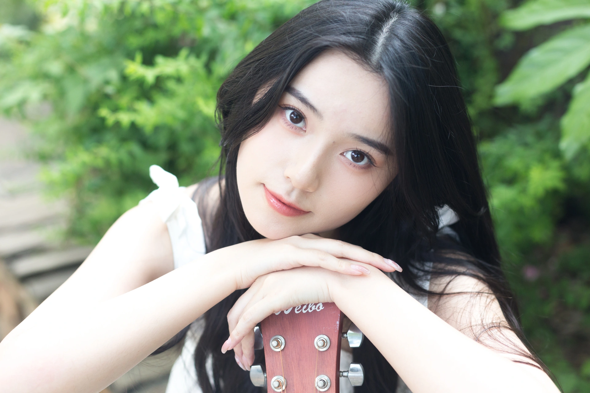 [YITUYU艺图语]2024.12.11 绿色的风 靜鏡婧 1